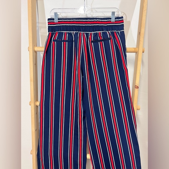CYNTHIA ROWLEY Navy and red striped‎ wide leg crop pant size 6. - Picture 6 of 13